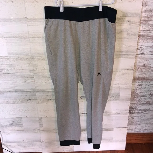 Adidas Sweatpants joggers Grey and black Size medium Adidas pants workout gym - Picture 1 of 6